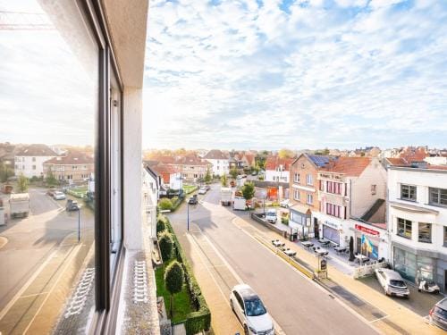 Modern Apartment Near Sea Hotel in Koksijde
