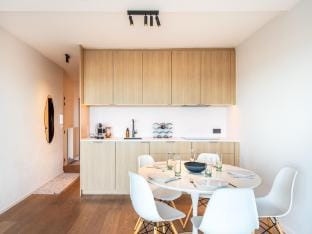 Apartment on Zeedijk with Stunning Sea Views Hotel in De Panne