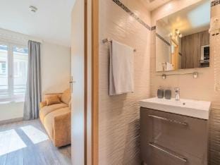 Charming apartment - 1BR-4P- Geneva Hotel in Geneva