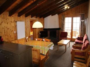 Apartment in Veysonnaz 200m from Ski Slopes Hotel in Sion