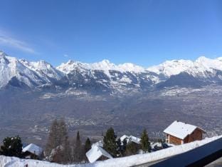 Apartment in Veysonnaz with Mountain Views Hotel in Nendaz