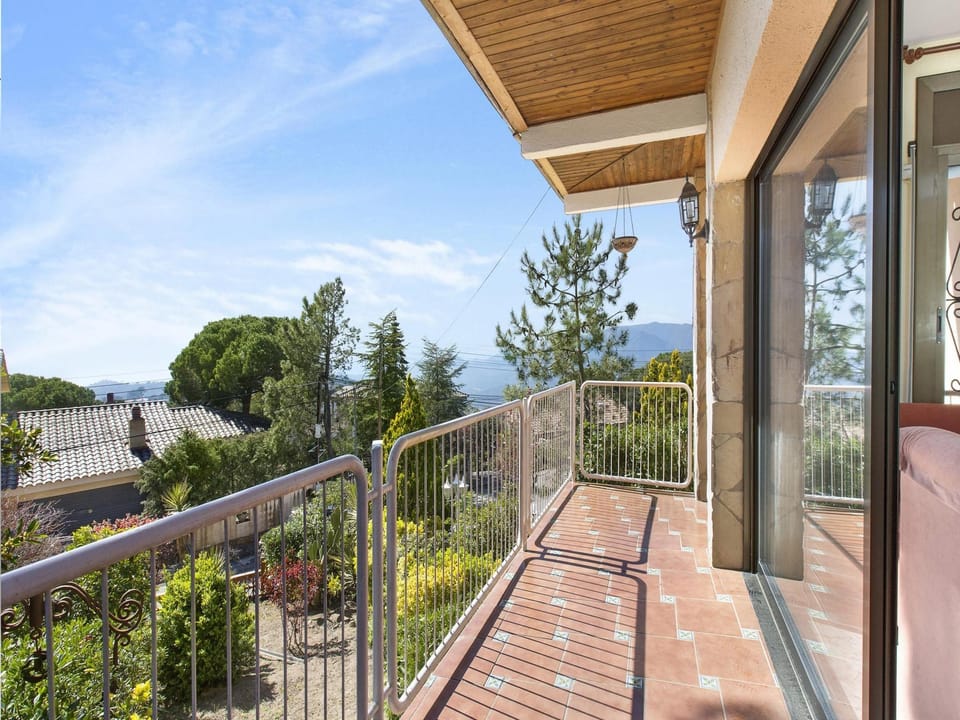 Relaxing villa with garden near Lloret de Mar Resort in Selva
