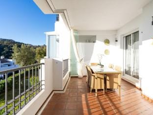 Beautiful apartment with view Hotel in Marbella