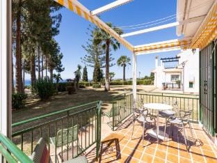 Apartment in Mijas Costa near Beaches Hotel in Sitio de Calahonda