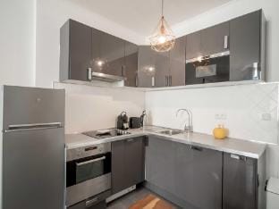 Beautiful apartment in the city center - 2BR6P - Cannes Hotel in Cannes