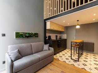 DIFY Bicyclette - Hotel de Ville Hotel in Lyon