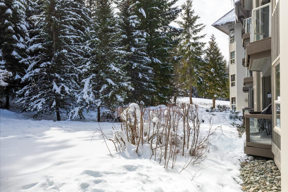 The Aspens by Whiski Jack Hotel in Whistler