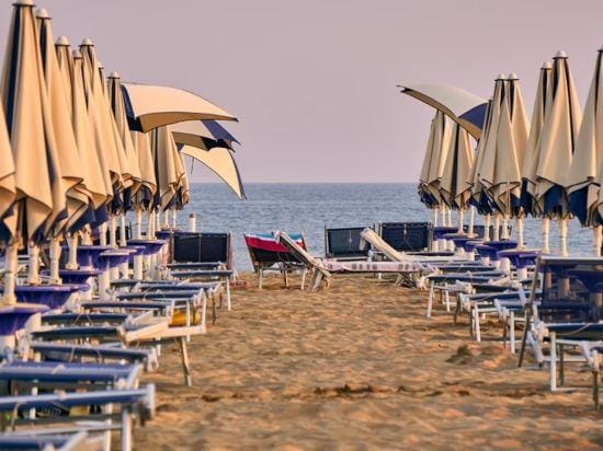 Villa with outdoor patio and fireplace Hotel in Bibione