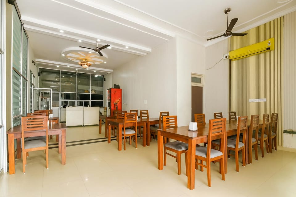 Via Mansarovar Palace Hotel in Jaipur