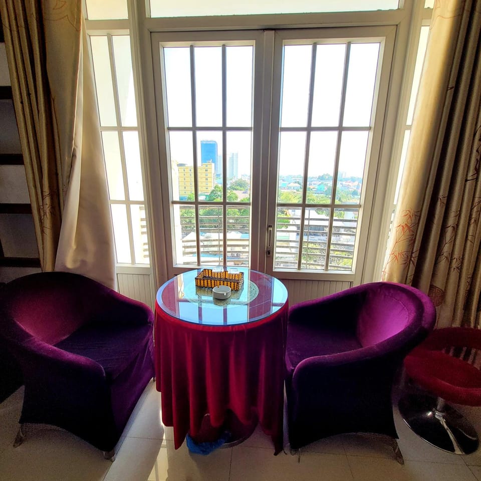 Ho Tay Hotel Hotel in Ho Chi Minh City