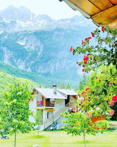 Krojet e Rrogamit Hotel in Montenegro