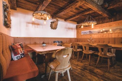 Gasthaus Obergaisberg Inn in Salzburgerland