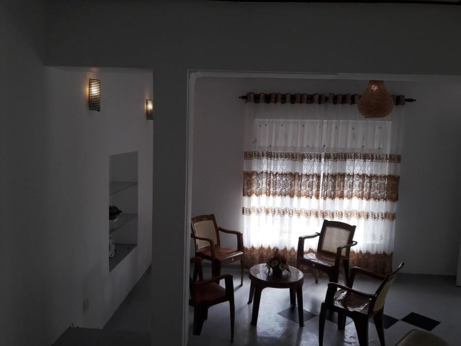 Jurys Bungalow Hotel in Hikkaduwa