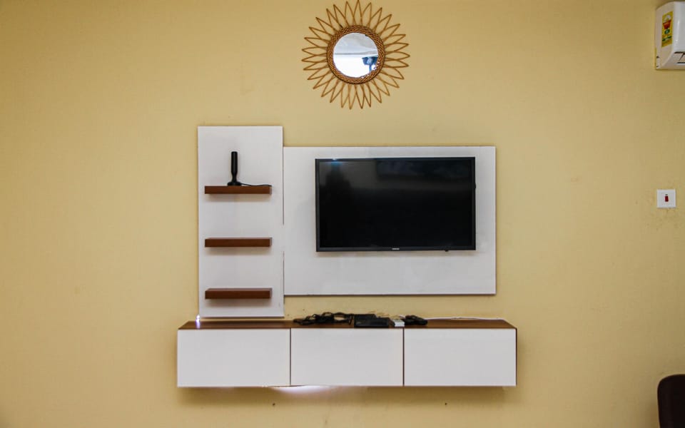 689 Hotel & Apartment Hotel in Accra