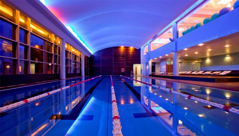 Swimming pool
