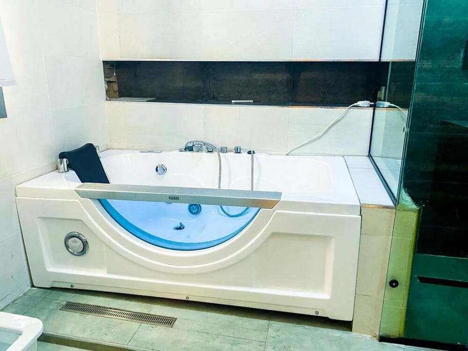 Plistbooking Hotel in Lagos, Nigeria
