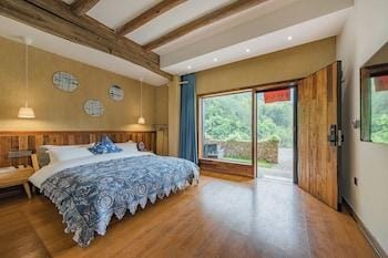 Hualu Yuejian Parent Child Homestay Hotel in Hangzhou