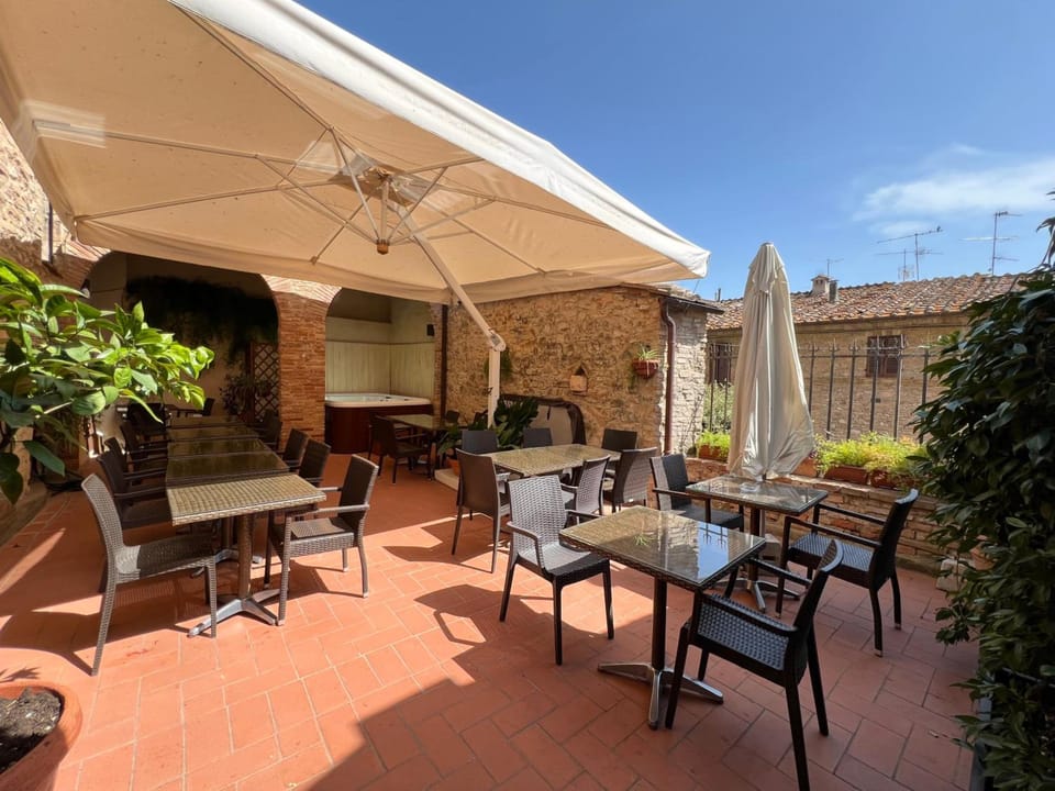 Leon Bianco Hotel in San Gimignano