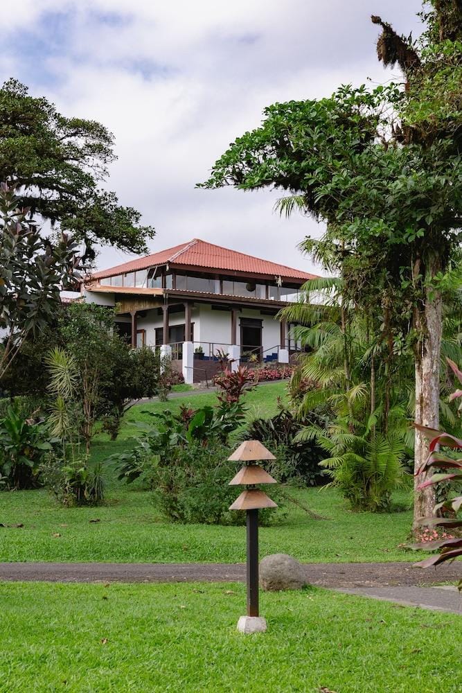 Villa Blanca Cloud Forest Hotel + Retreat Hotel in Alajuela Province