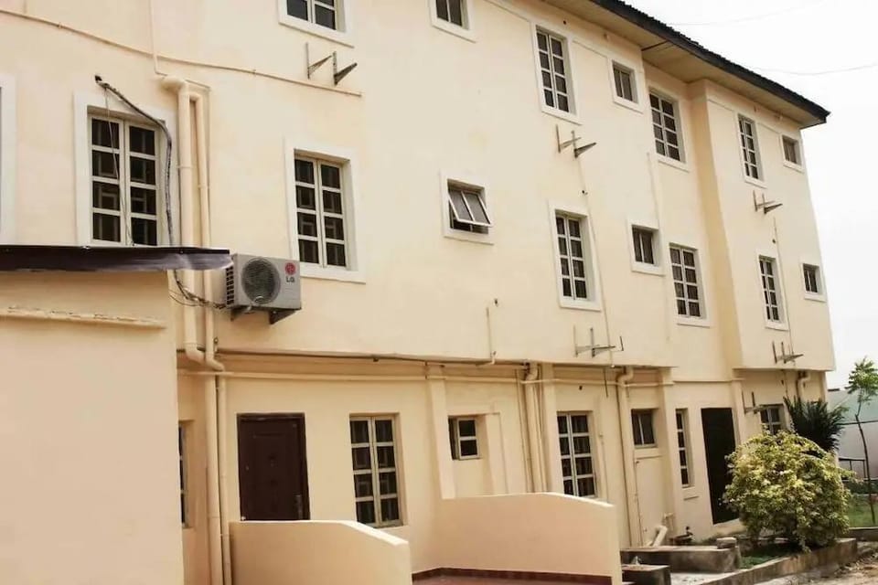 RM Suites Hotel in Lagos