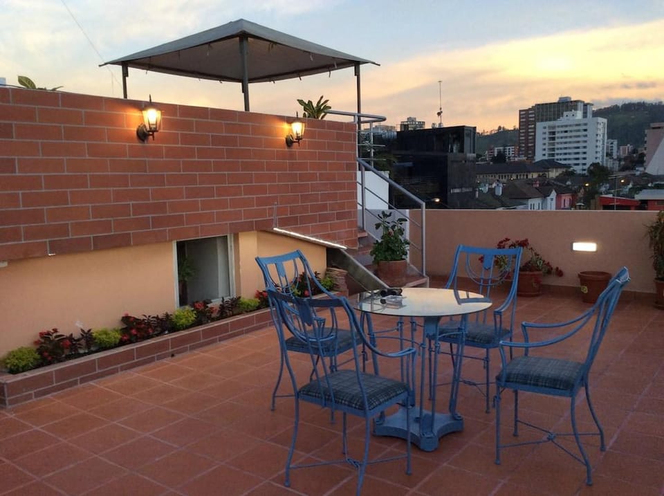 Hostal Mitad del Mundo Hotel in Quito