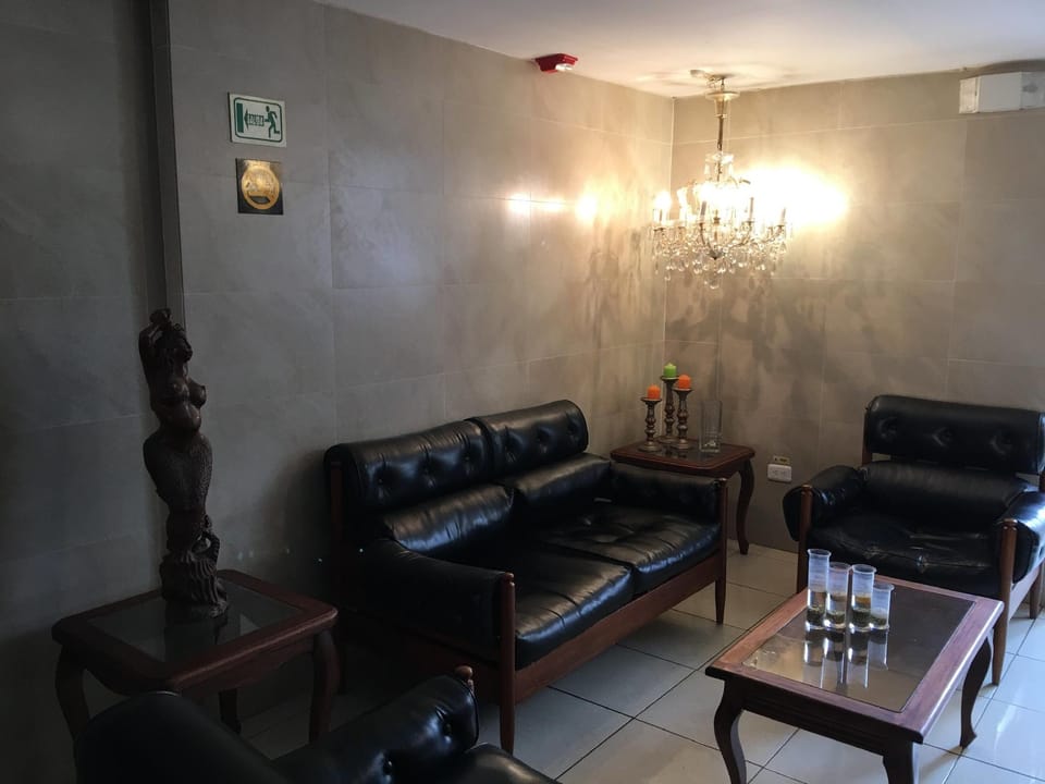 Hostal Mitad del Mundo Hotel in Quito