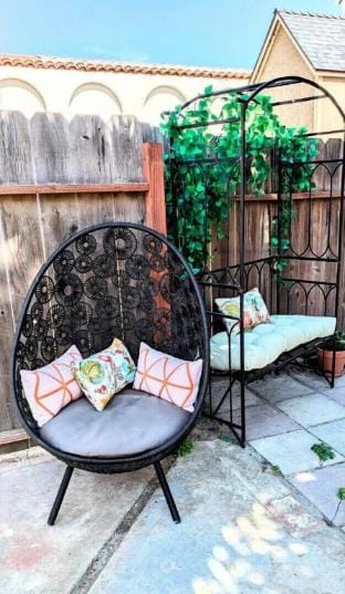 Coast PalmTree Yard 2BR Block from Beach Hotel in Pacifica