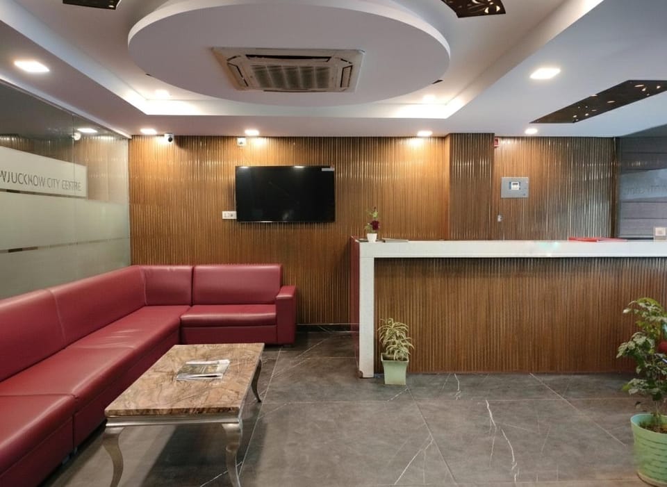 Fairvacanze Lucknow City Centre Hotel in Lucknow