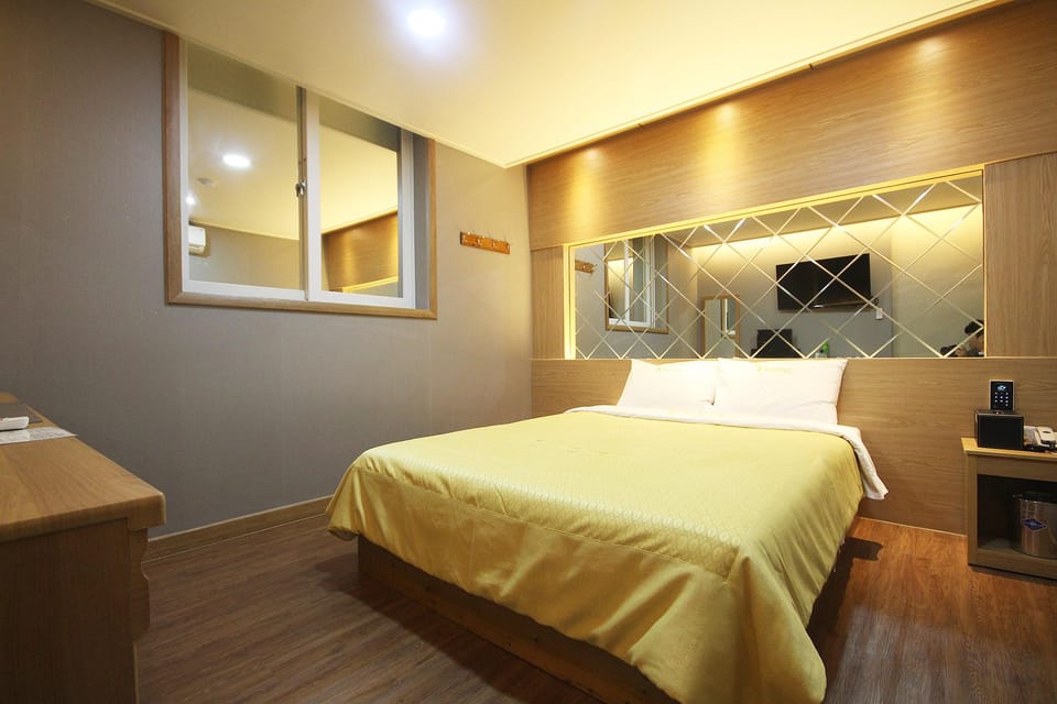 Yeosu T Motel in South Korea