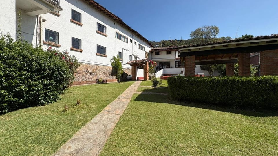 Hotel Calli Yoloiztac, Valle de bravo Hotel in Valle de Bravo