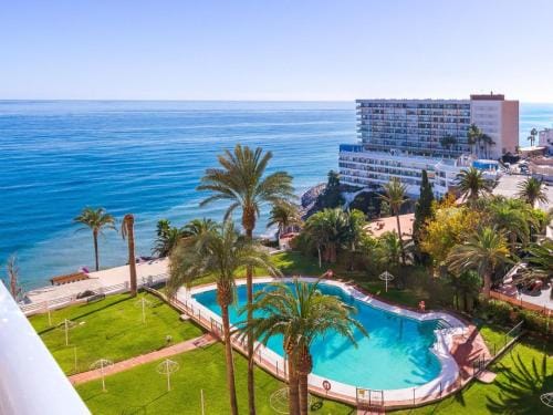 Apartment in Torremolinos by Bajondillo Beach Hotel in Torremolinos