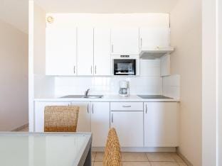 Studio Apartment with Sea Views in Gadeynehelling Hotel in Bruges