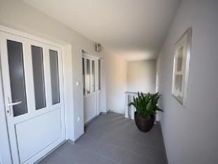 Peaceful Apartments Harfa- One Bedroom Apartment with Balcony and Partial Sea View 2 Hotel in Dubrovnik-Neretva County