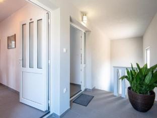 Peaceful Apartments Harfa- One Bedroom Apartment with Balcony and Partial Sea View 2 Hotel in Dubrovnik-Neretva County