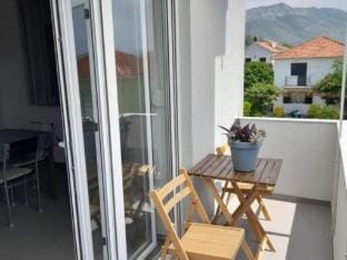 Peaceful Apartments Harfa- One Bedroom Apartment with Balcony and Partial Sea View 2 Hotel in Dubrovnik-Neretva County