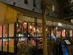 Apartment Du Theatre - Hotel in Paris