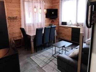 Residence Terrasses Vars Ste Catherine Hotel in Piedmont