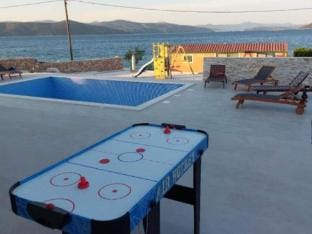 Villa Tamaris - Two Bedroom Holiday Home with Terrace and Swimming pool Hotel in Split-Dalmatia County