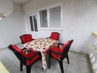 Apartments Zora - Standard One Bedroom Apartment with Balcony A1 Hotel in Lopar
