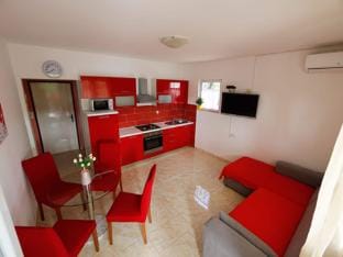 Apartments Zora - Standard One Bedroom Apartment with Balcony A1 Hotel in Lopar