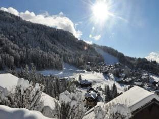 SB315 Duplex 6 People center of Les Carroz Hotel in Arâches-la-Frasse