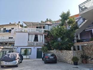 Apartment Centar - Three Bedroom Apartment Hotel in Dubrovnik-Neretva County