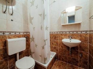 Studio apartment  Tina 2 Hotel in Baška Voda