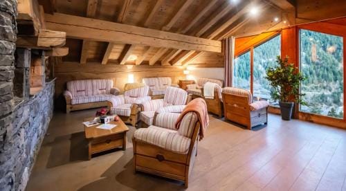 Residence Les Alpages for six people Hotel in Champagny-en-Vanoise