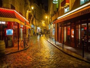 Nice Studio for 2 Close to the Seine Hotel in Paris