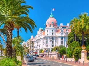 Rooms Nice Port Smolett Hotel in Nice