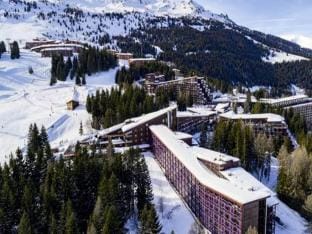 Belles Challes Residence Hotel in Landry