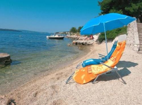 Apartment Libe with Sea View Trogir - Two Bedroom Apartment with Balcony Hotel in Šibenik-Knin County, Croatia