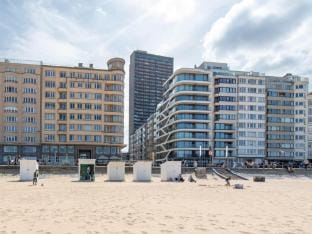 Centraal appartement voor 4 personen Hotel in Ostend