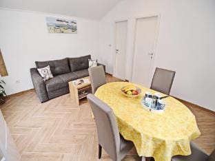 Standard One Bedroom Apartment with Partial Sea View NOVI Hotel in Dubrovnik-Neretva County